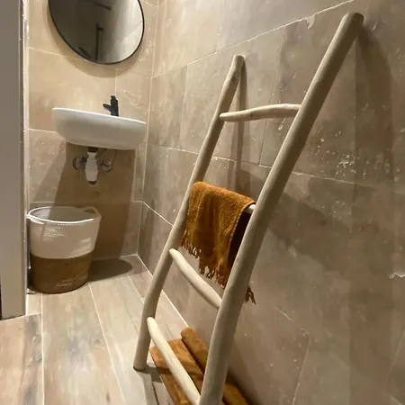 Joli Mas Bohème 60 M Carré A Seulement Minute à Pied De La 4 Personnes * Le Pradet