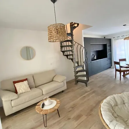 Casa vacanze Joli Mas Bohème 60 M Carré A Seulement Minute à Pied De La 4 Personnes Le Pradet